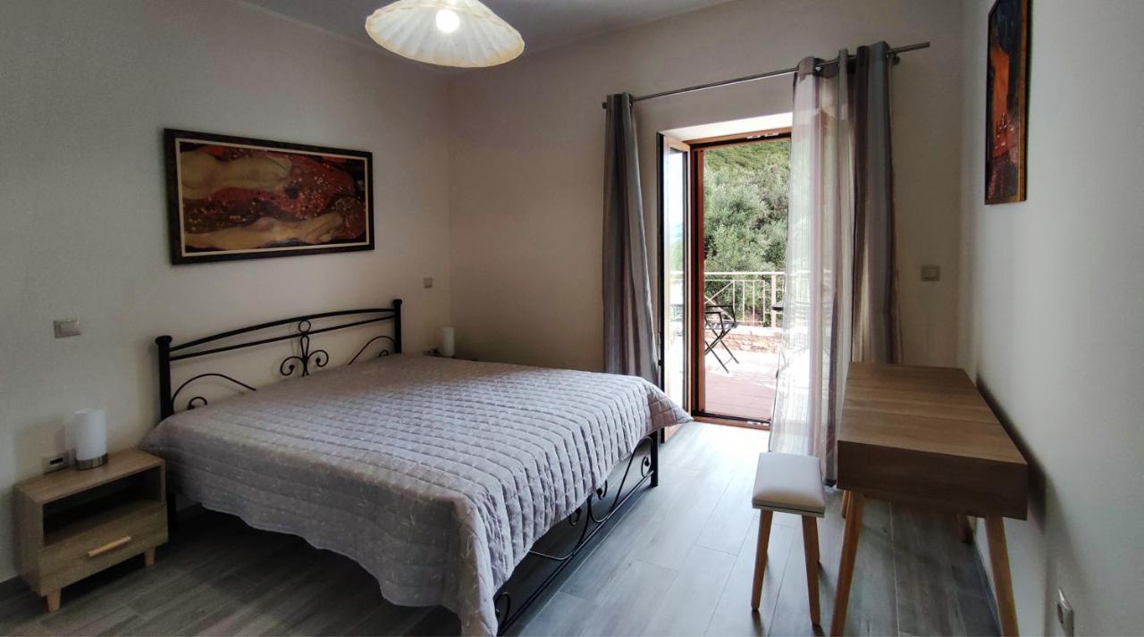 Olive Stonehouses - Alkistis Kalamata Exterior photo